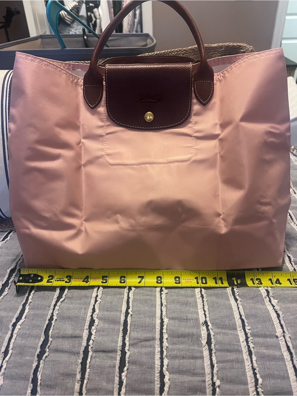 Longchamp Pink Tote with Brown Leather Trim - Picture 4 of 6